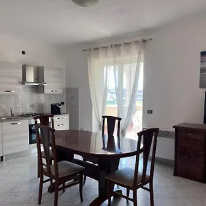  Apartamento Fco Airport Titina's House